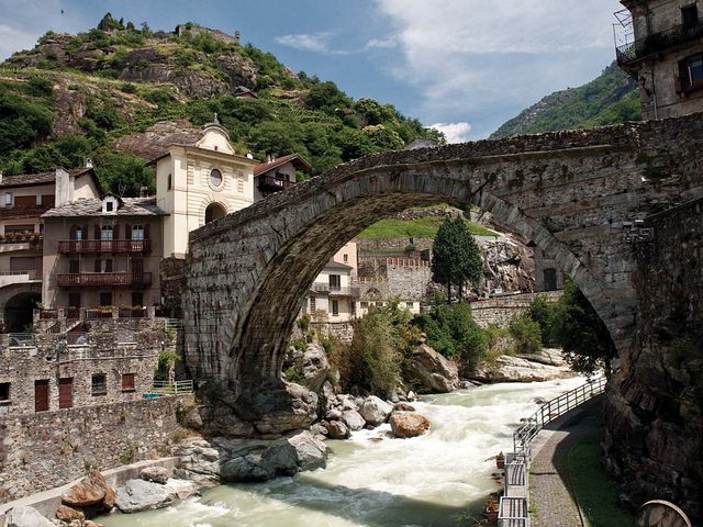 pont saint martin