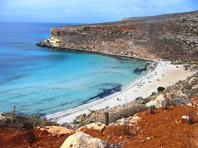 Top 3 spiagge italiane: la spiaggia dei conigli a Lampedusa