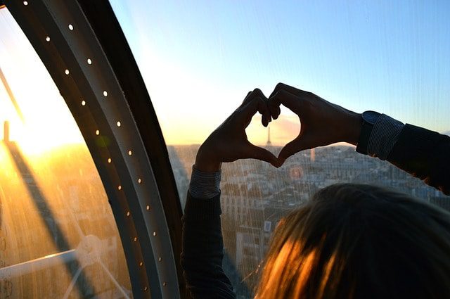 Parigi è la città più affollata dai turisti nel mondo